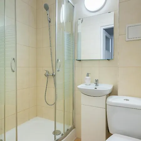 Hoza 66 Prywatne Mieszkanie 400m Od Dworca Centralnego Samodzielne Zameldowanie! Διαμέρισμα